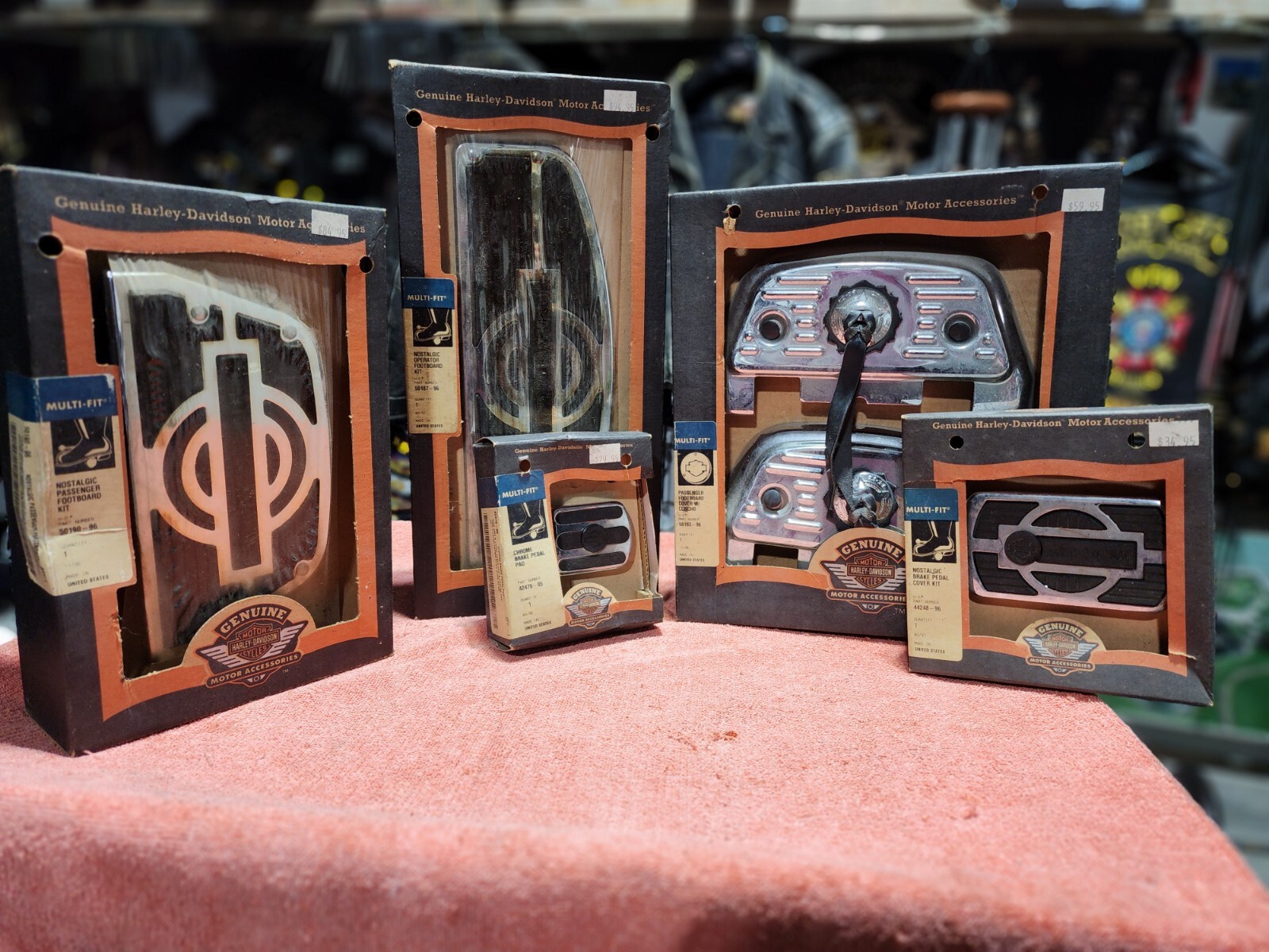 Harley Davidson Heritage Springer NOSTALGIC Footboard Kit Classic