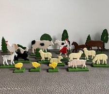 Erzgebirge Wooden Minature German Putz Farm Animals. Rare 25 Piece Set