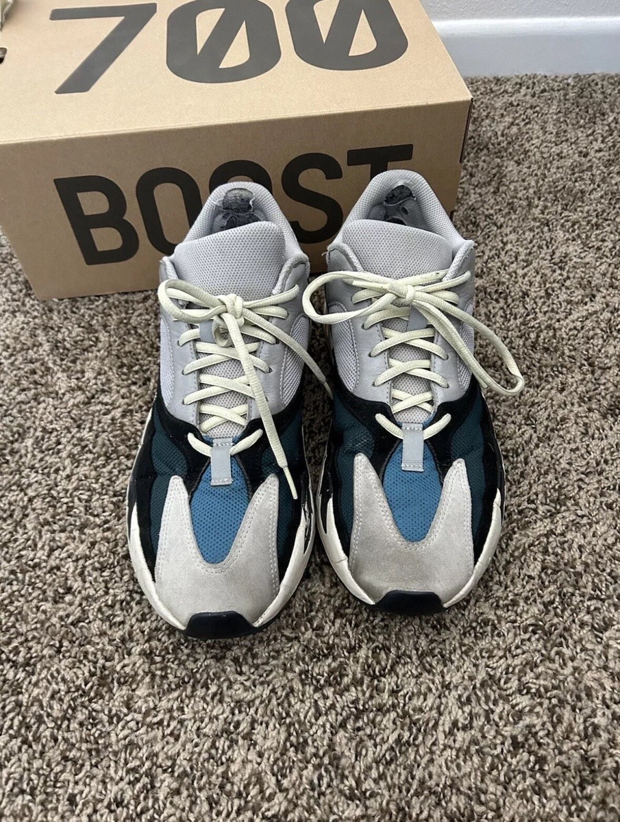 yeezy 700 size 12