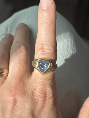 Unsigned Vintage 1987 Avon Bold Sparkle Heart Ring Ribbed Band Heart Stone 8