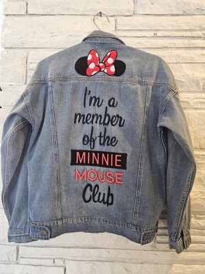 Disney Parks Minnie Mouse Club Denim Jacket   Womens Medium   Embroidered + Pins