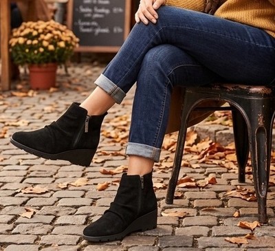 The FLEXX Black Suede Ankle Boots Women's Size US 8 EU 39 Wedge Side Zip