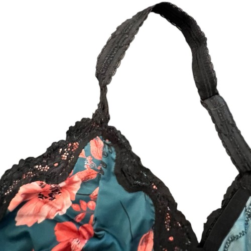 Torrid Curve Unlined Bralette Racerback Dark Floral Size 2 1X 18/20 Comfy - Picture 4 of 12