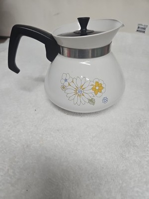 Vintage 1970s CorningWare 6-Cup Teapot   Floral Bouquet Pattern (Model P-104)