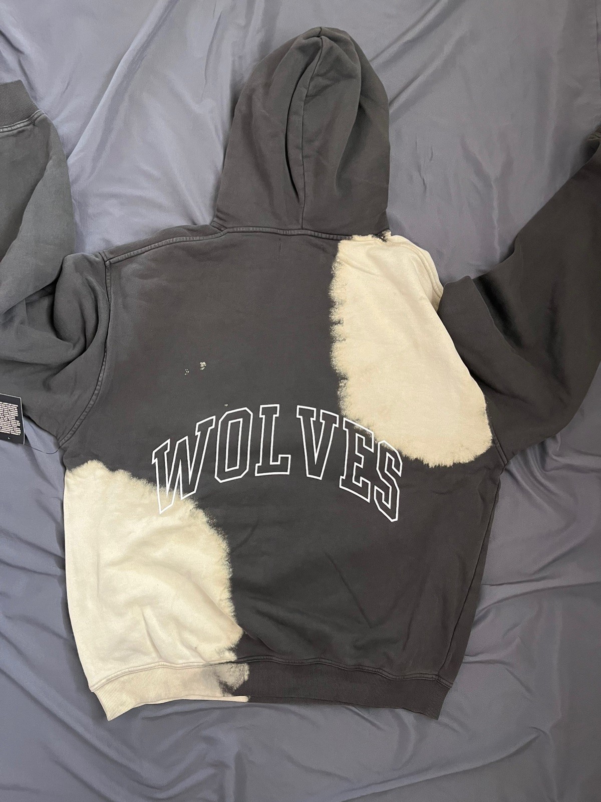 Darc Sport x Punisher Wolves Graphic Castle Gray Acid Wash  Hoodie Men’s XL thumbnail 3