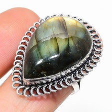 Natural Labradorite Gemstone 925 Sterling Silver Ring Size 9 c446