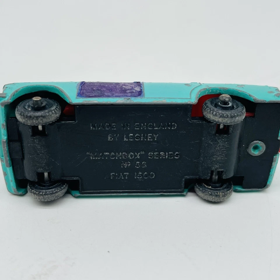 LESNEY MATCHBOX SERIES FIAT 1500-VERMELHO INTERIOR-VERDE Bom Estado - Imagem 4 de 4