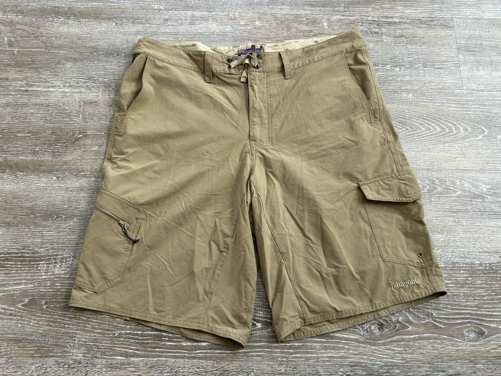 Patagonia MOC Hybrid Shorts Mens Sz 38 Quick Dry Outdoor Beach 12” UPF DWR Beige