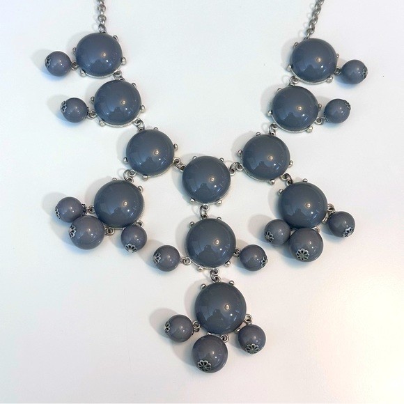 Gray statement necklace - image 1