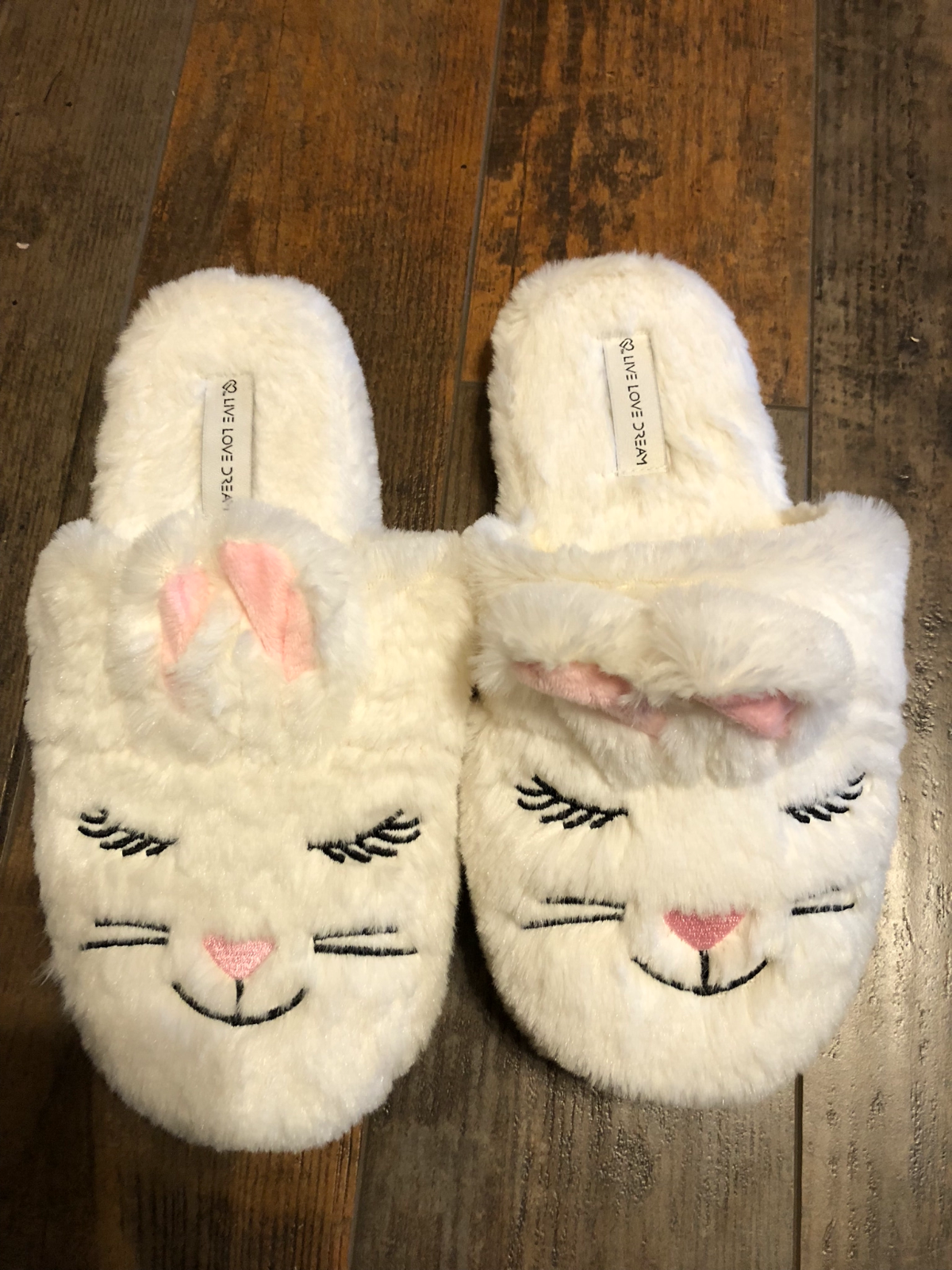 WOMENS lowest price NWOT AEROPOSTALE WHITE 8 favorite SIZE BUNNY SLIPPERS