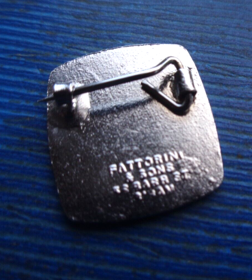 ORIGINAL Butlin / Butlins Badge Blackpool 1967 Fattorini & Sons