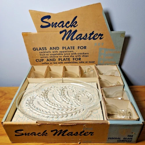 Federal Glass Co. Snack Master 12 Piece Set with Original Box Hostess Party