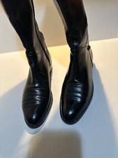 Vintage Salvatore Ferragamo black leather boots size 7AAAA preowned
