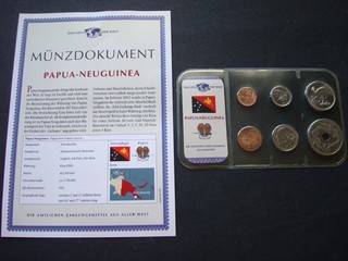 TOP Papua Neuguinea Kursmünzensatz im Plastikfolder Zertifikat! Das Geld der W