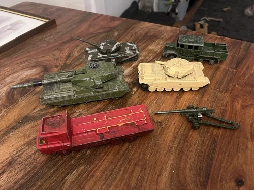 Collection Of Vintage Dinky, Corgi & Matchbox Vehicles For spares repair