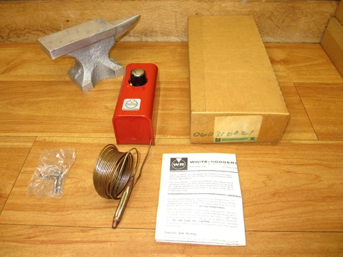 White Rodgers 265-1 *NEW OLD STK* Temperature Controller Thermostat
