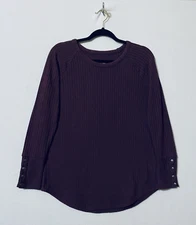 Chaser Top Womens Medium Burgundy Thermal Waffle Knit Long Sleeve Button Cuff