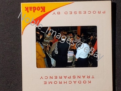 1960 Party Scene. Man Playing Guitar, Crowd Gathers Chicago Kodachrome Slide - Picture 2 of 2