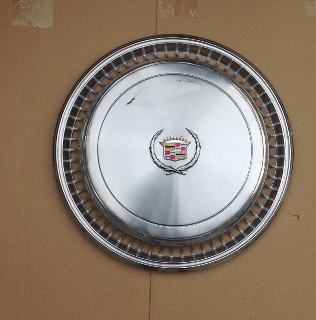 1976 cadillac eldorado hubcaps deals