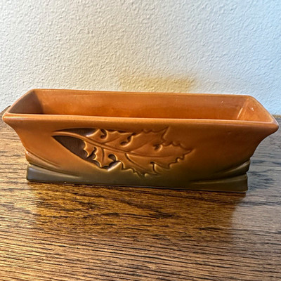 Roseville Oakleaf, silhouette BrownMatte Ceramic 7 1/2  Rectangle Planter