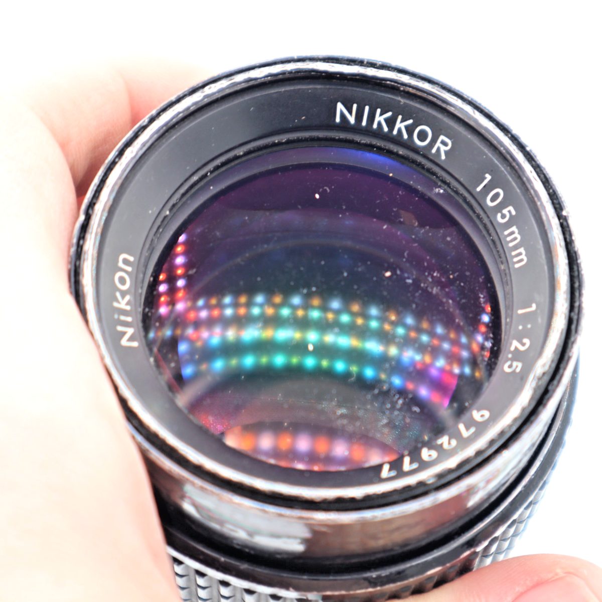 Nikon ニコンAI-S 105mm f/2.5 Nikon AI-s 105mm f/2.5 Review by Ken Rockwell