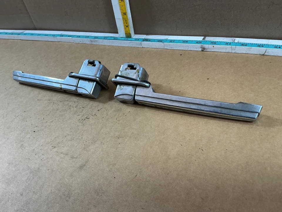 1971-1995 Chevrolet G10 G20 G30 Van Exterior Door Handle 335741 Set of 2 - Image 3 of 4