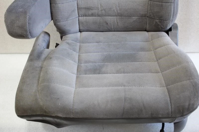 1991 1992 1993 1994 1995 PLYMOUTH ACCLAIM LEFT DRIVER FRONT SEAT GRAY CLOTH - Image 2 of 4