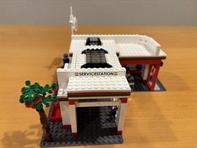 LEGO Town Plan 10184 (Pre-Owned) (100% complete)