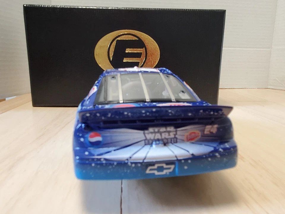 STAR WARS Jeff Gordon 1/24 diecast Elite - Image 4 of 4