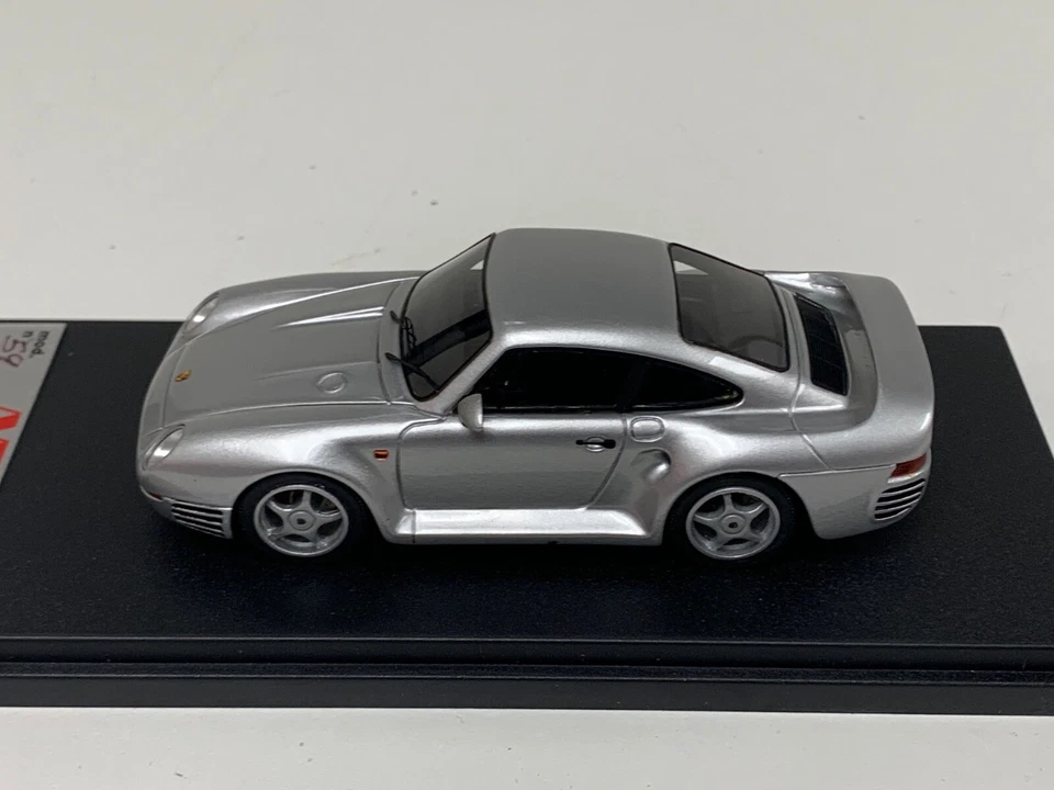 1/43 MR Collection Porsche 959 Street Car in Silver Limited 499 pcs   A1004 - Image 2 of 4