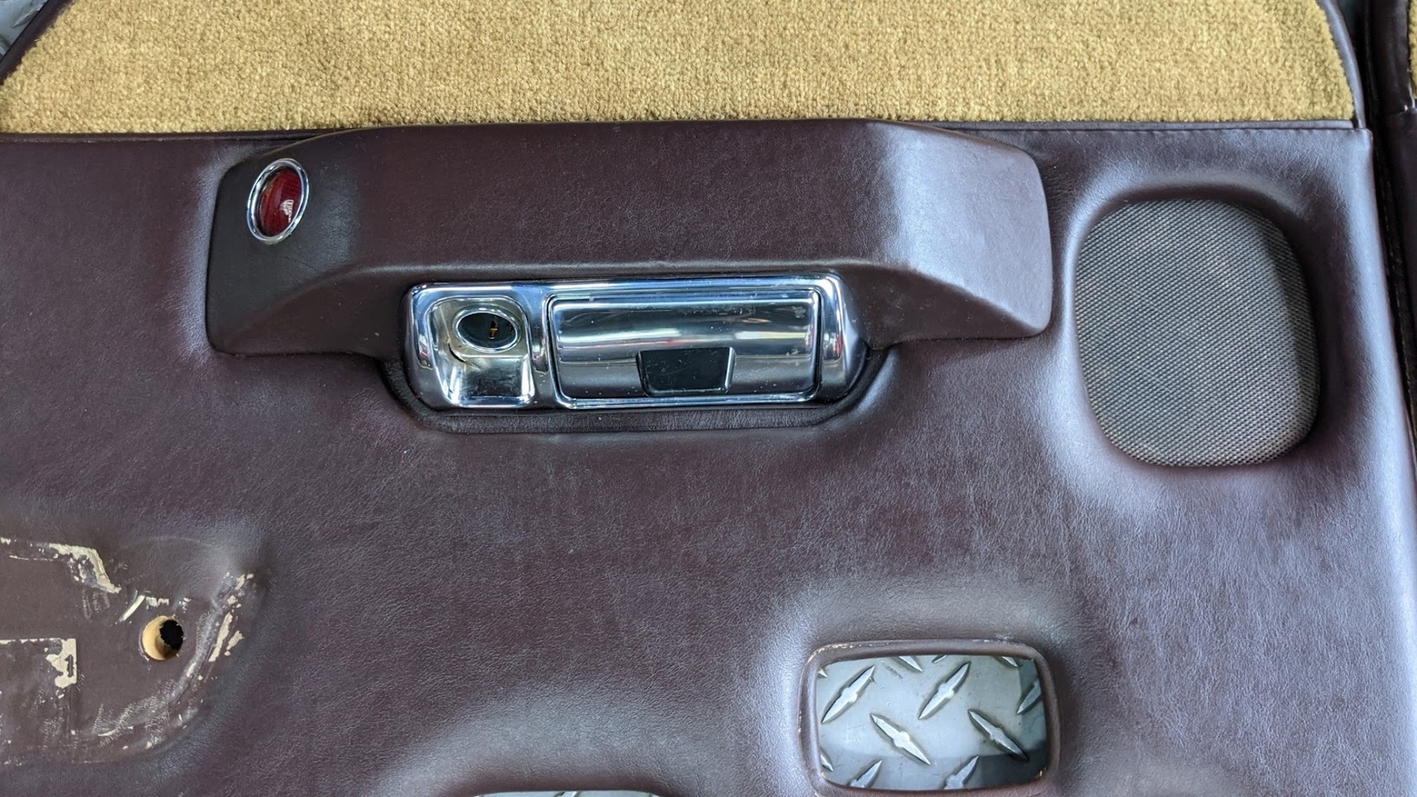 65 - 80 ROLLS ROYCE SILVER SHADOW DOOR PANEL SET ON BROWN SWB