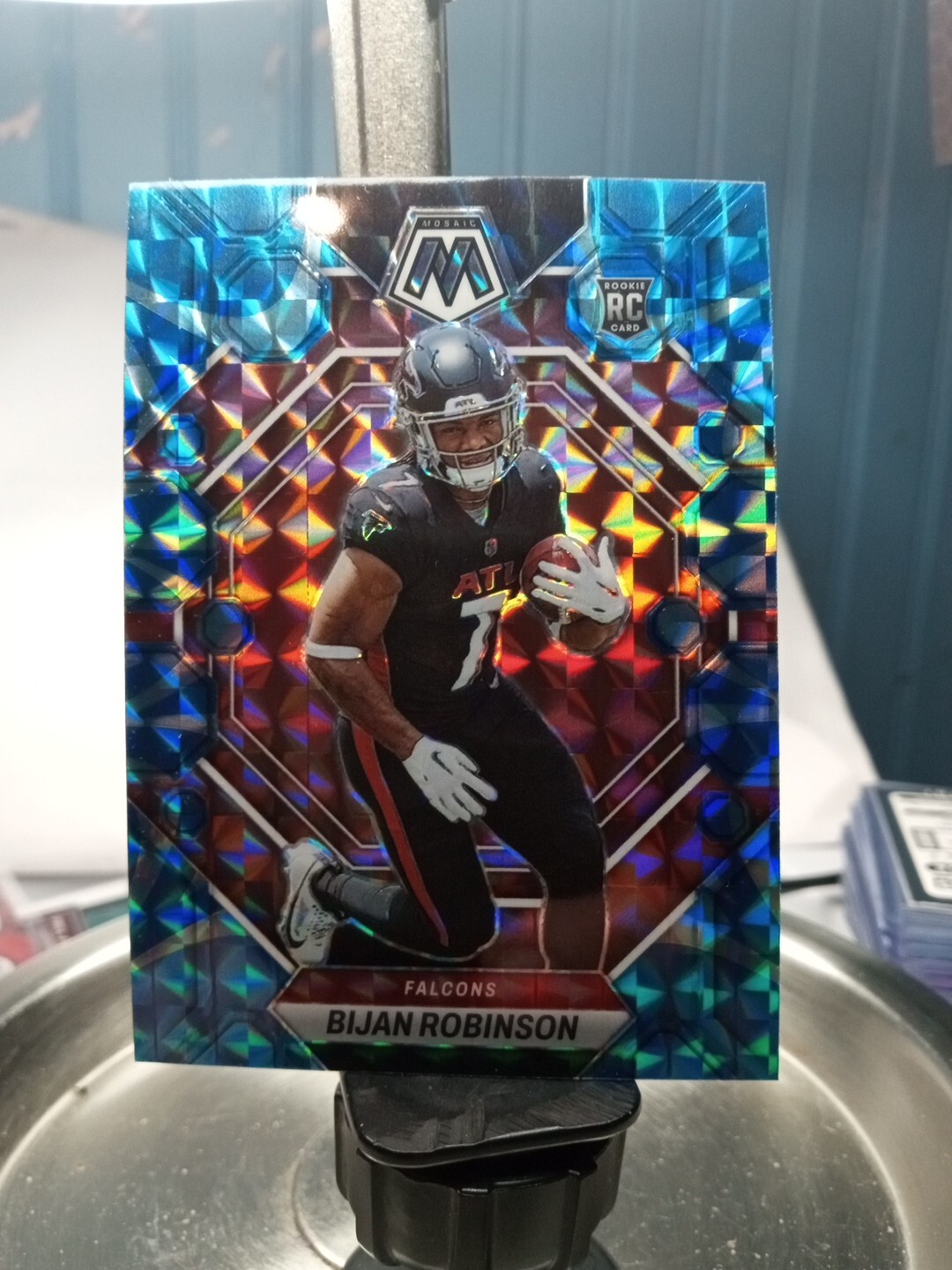 2023 Panini Mosaic Bijan Robinson Reactive Blue Prizm Rookie #284 Falcons RC