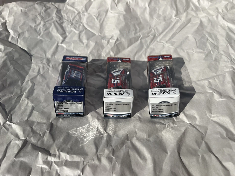 Coche ACTION RACING LOWE'S STORE CUP 2015/16 SS #15 ESCALA 1/64 NUEVO (3) Foto 3 de 3