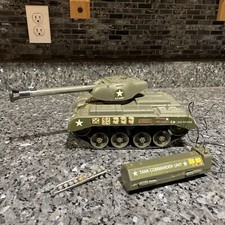 US Army Tank Battery Wired Remote Control Vintage Fires Shells Unbranded Works