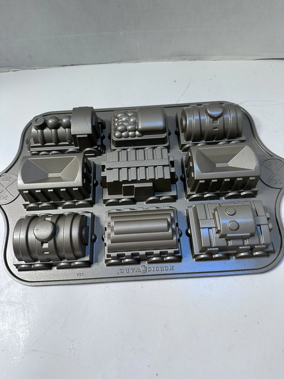 Nordic Ware Train Engine Car Caboose Cupcake Cake Muffin Pan 5 Cup 9 Designs