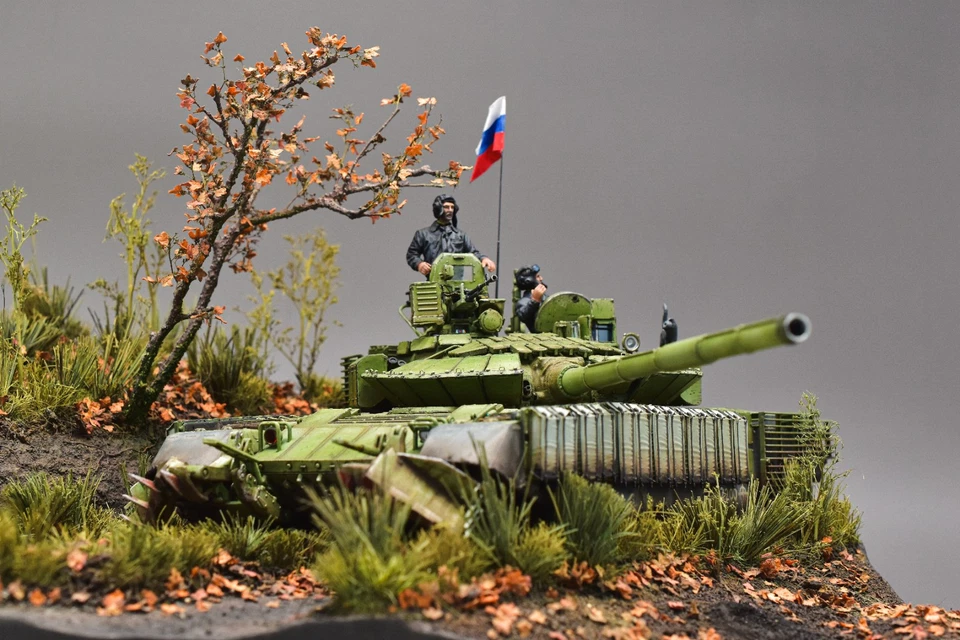 Pre-built T-80BVM Obr. 2021 1/35 — 第 2/4 张图片