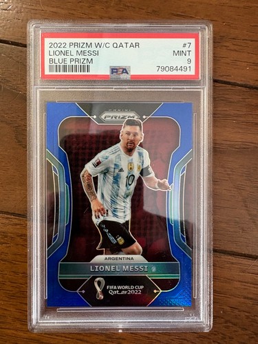 2022 PANINI PRIZM WORLD CUP QATAR BLUE PRIZM #7 LIONEL MESSI /299 PSA 9