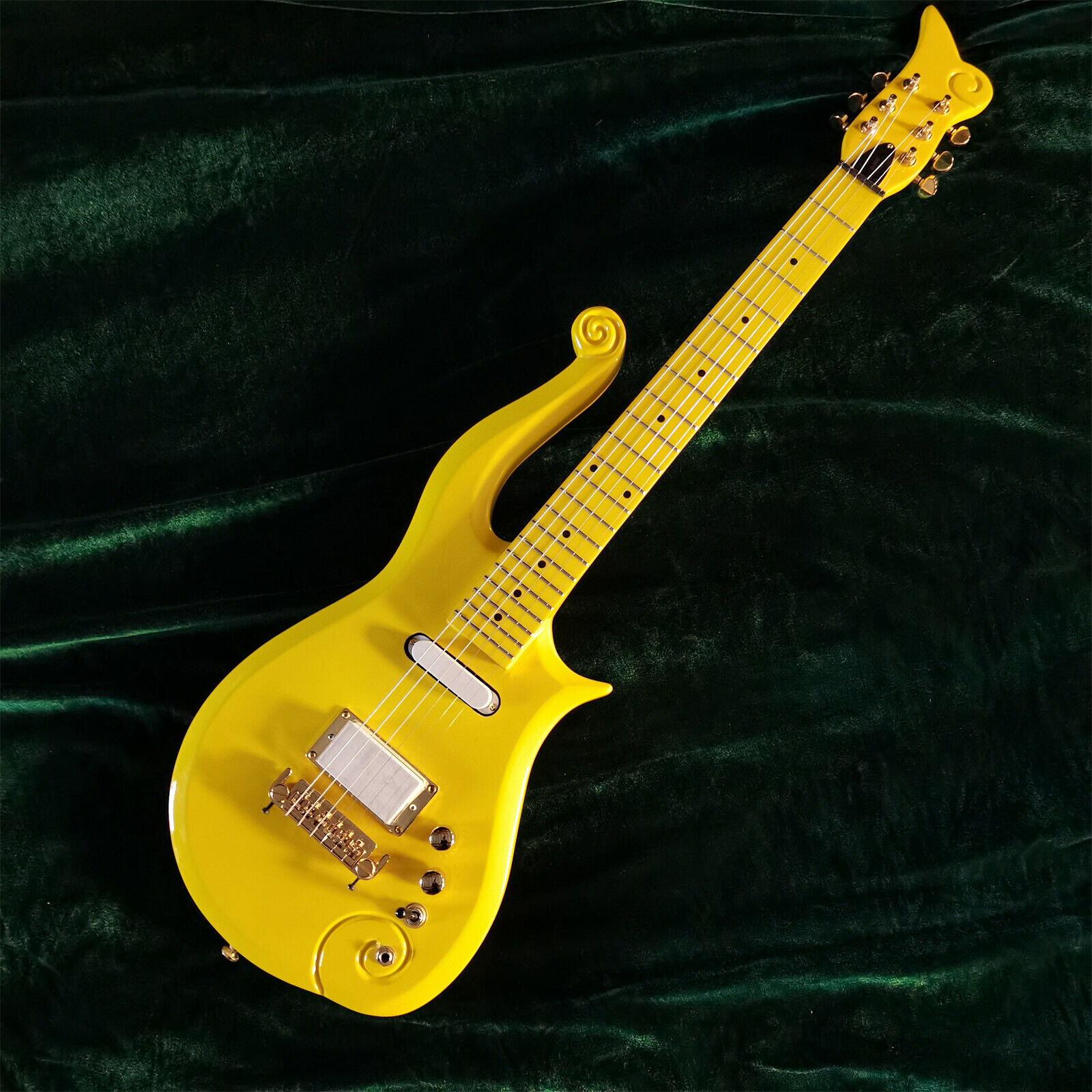 Prince Yellow Solid Body Electric Guitar SH Pickups Gold Hardware Maple Neck