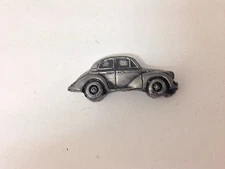 Morris Minor Series 2 (Split Screen "Face Lift") ref164 pewter effect pin badge