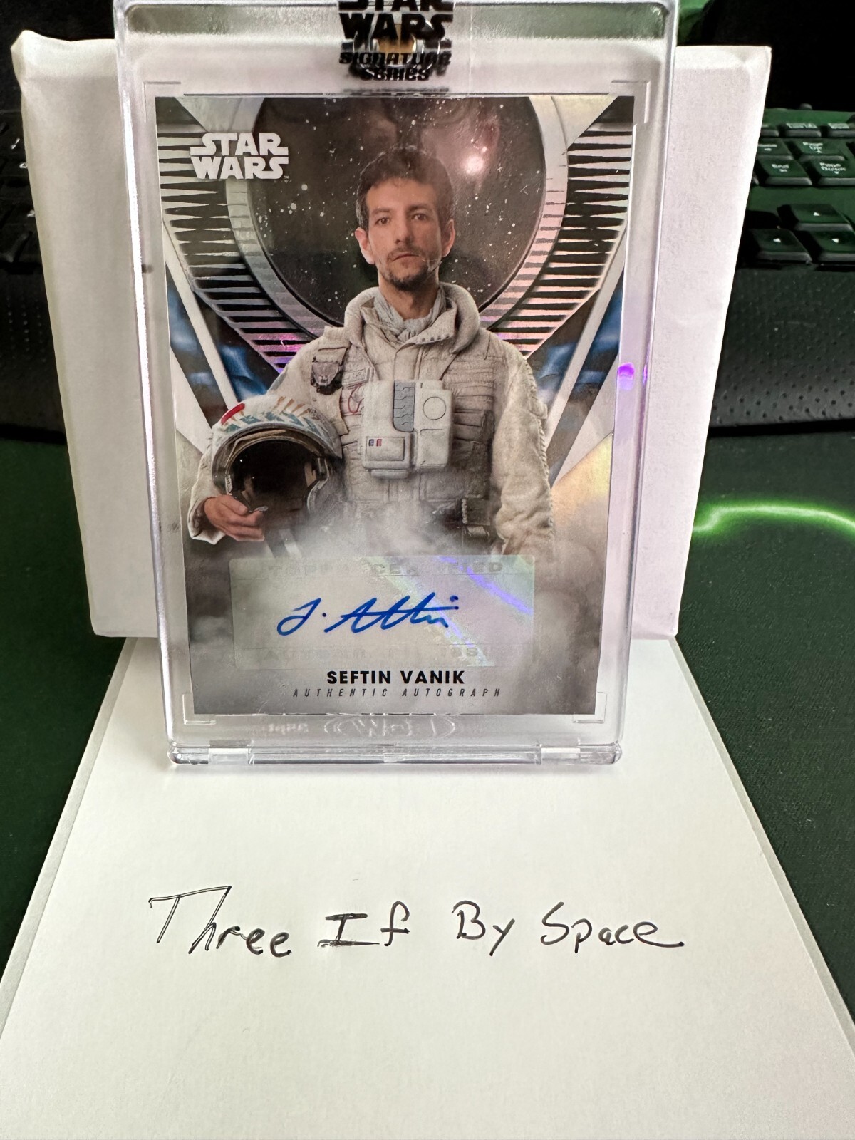 Picture 1 of 2