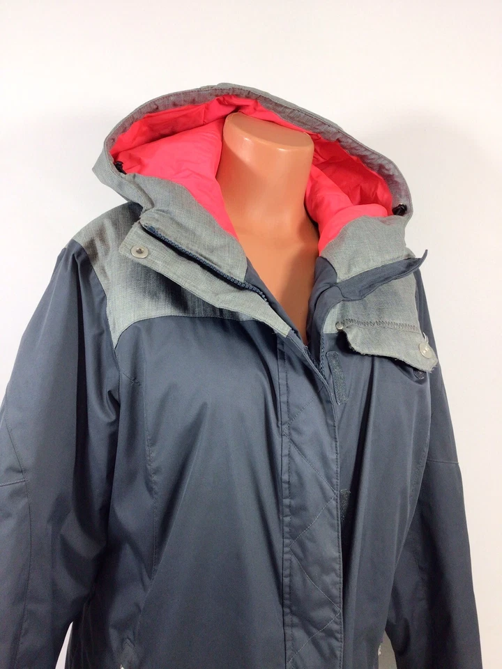 Spyder зимняя куртка женщин 14 - Изображение 3 из 4