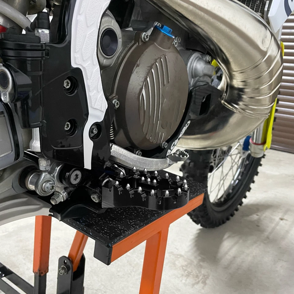 NICECNC estriberas anchas reposapiés para KTM 250 300 350 450 SX XC EXC TPI 2017-2022 Foto 2 de 4