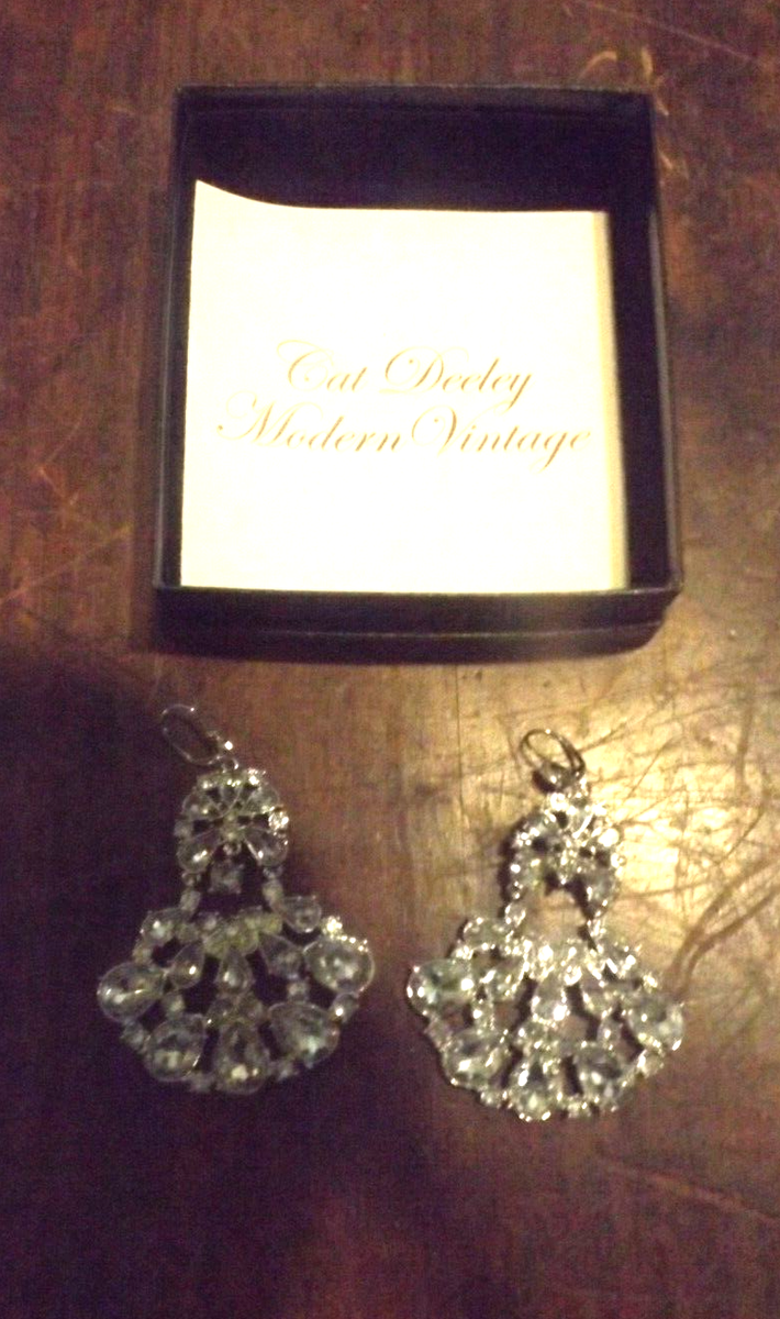 NEW Cat Deeley Designer Designer Chandelier Rhinestone Earrings