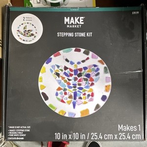 Make Market 10x10 Cement Stepping Stone Kit, Round Mosaic, Reusable Mold