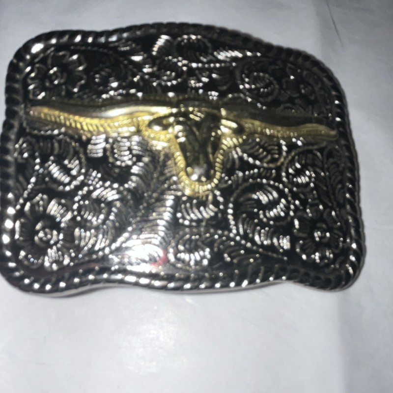 Western Americana Silver Tone Longhorn Steer Head Floral Engraved Belt Buckle