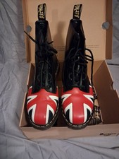 Union Jack Dr. Martens Air Wair UK Size 9 Brand New In Box Unisex Boots