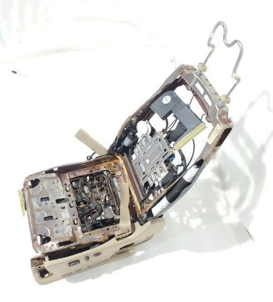 Front Left Seat Track LTZ OEM 2013 Chevrolet Silverado 2500 - Image 3 of 4