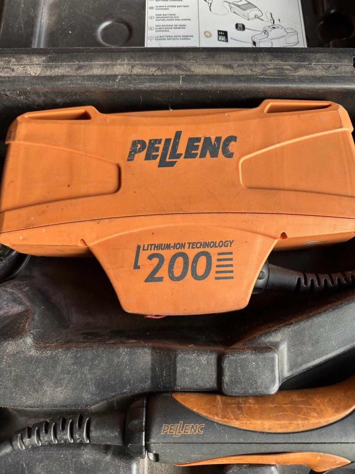 Professional Pellenc Lithium Ion 200 Electric Pruning Shears Complete Kit & Case