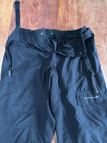 ENDURA Waterproof Mountain Bike MTB Pants / Trousers - Mens Medium - Picture 11 of 17