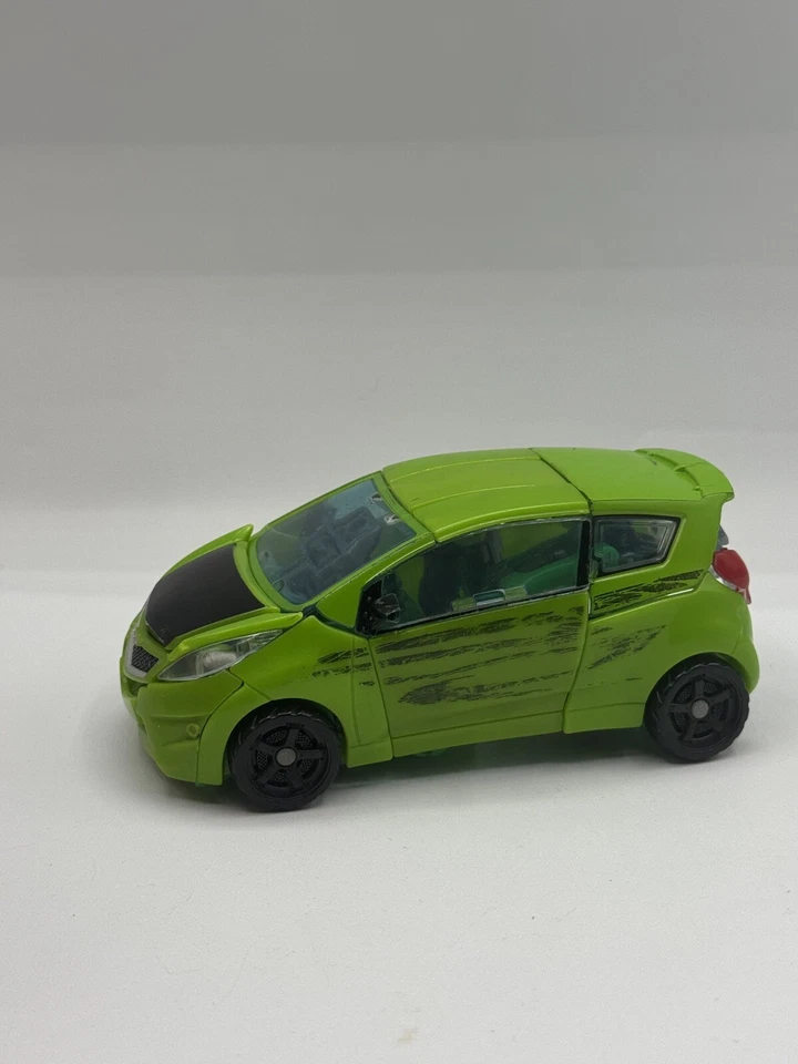 Hasbro 2008 Transformers Revenge of the Fallen Deluxe Class SKIDS - Image 4 of 4